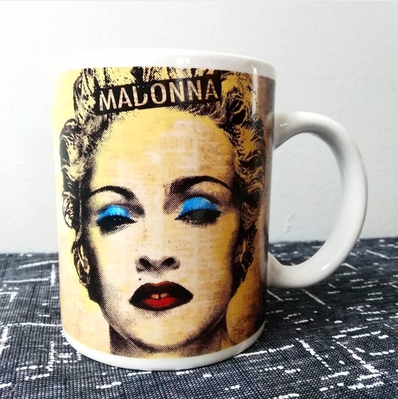 MADONNA Celebration Album Cover Ceramic Mug (2010) - Picture 2 of 3